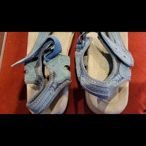 Sandals - Picture 5 of 6